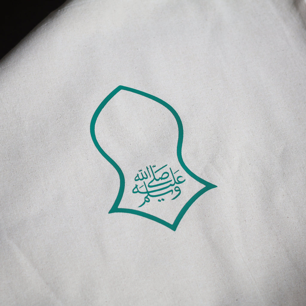 Nalayn Tote Bag