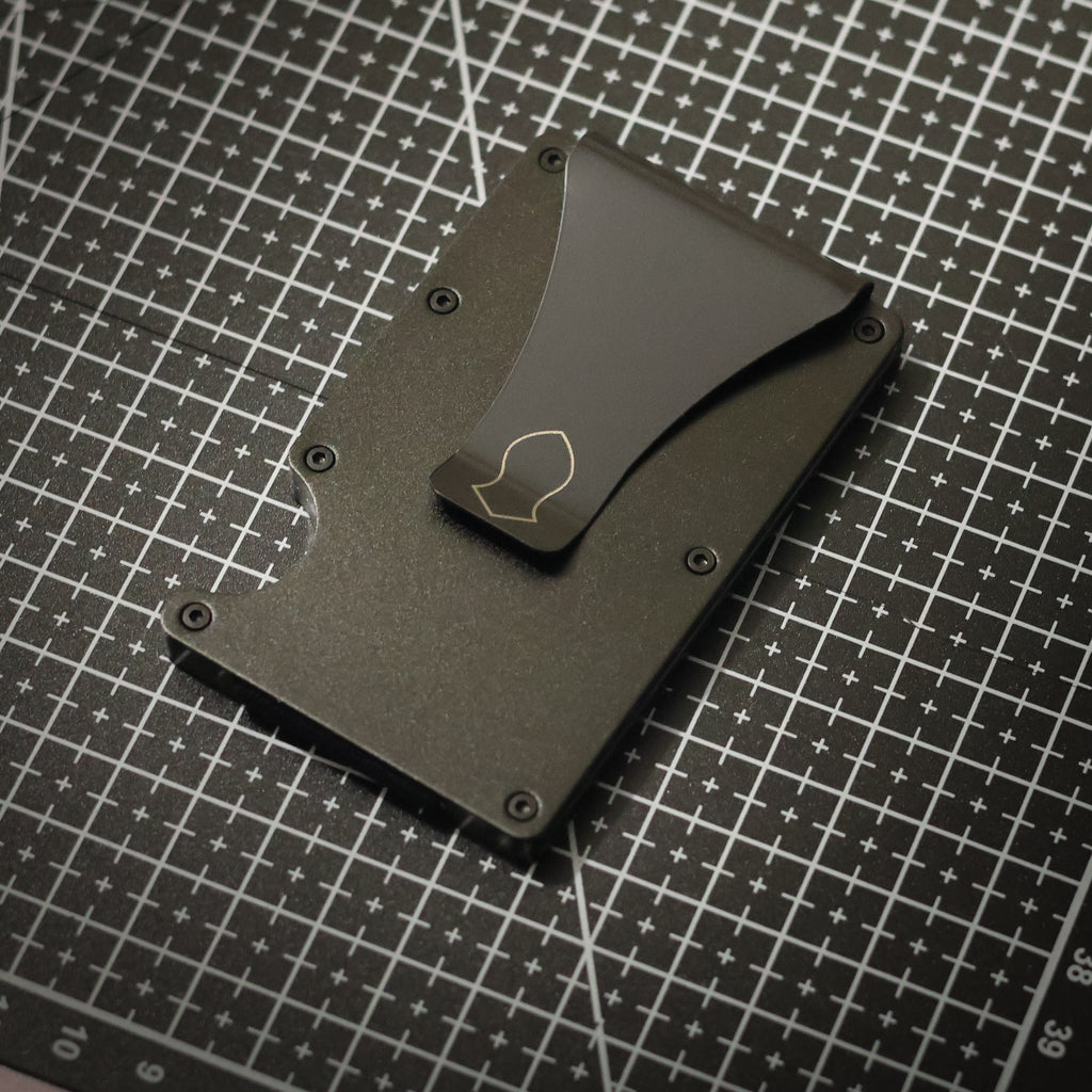 Nalayn Card Holder